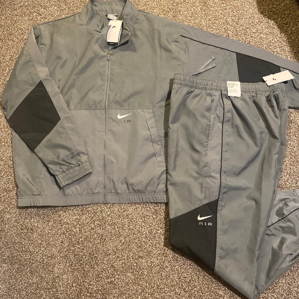 NWT NIKE AIR WINDBREAKER GREY PANT SUIT SET L/XL